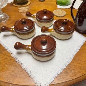 Vintage “Brown Drip" glazed French onion soup dish. Set of 4. Marked Tiawan